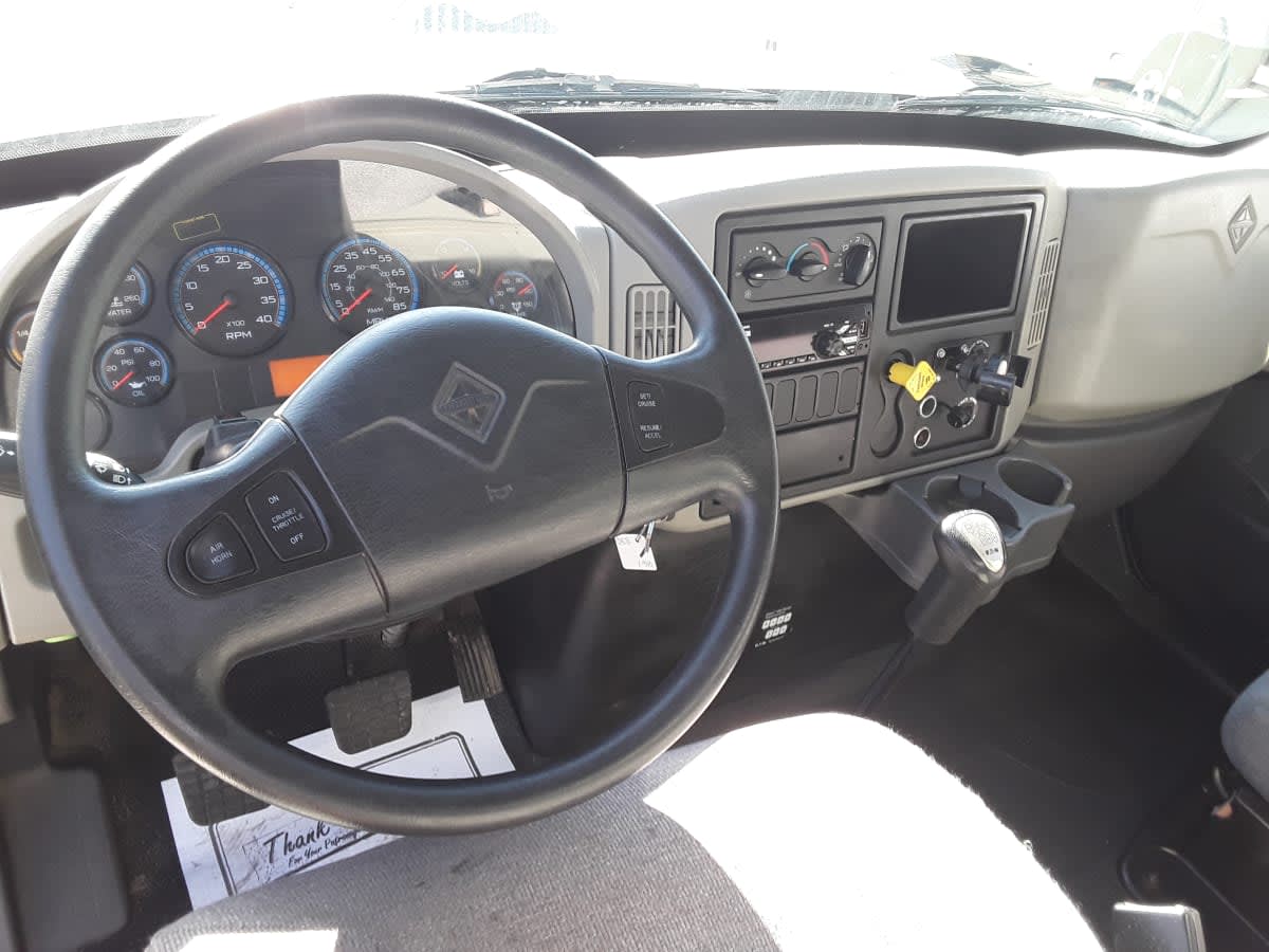 2019 Navistar International 4300 861336