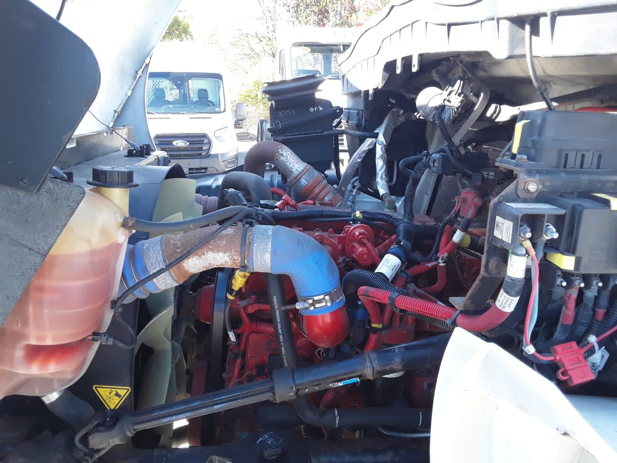 2019 Navistar International 4300 861336