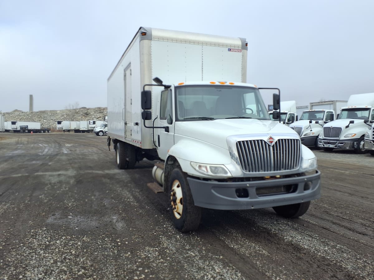 2019 Navistar International 4300 861370