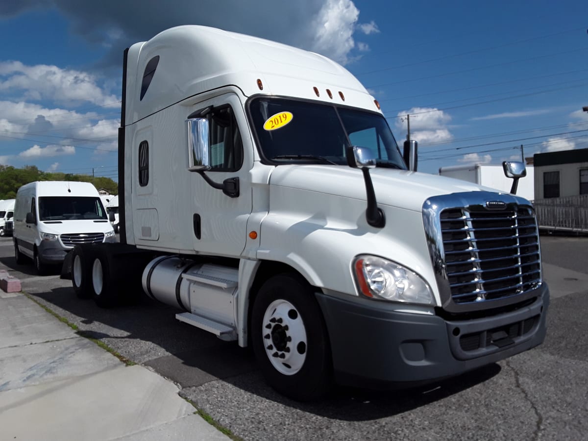 2019 Freightliner/Mercedes CASCADIA 125 861392