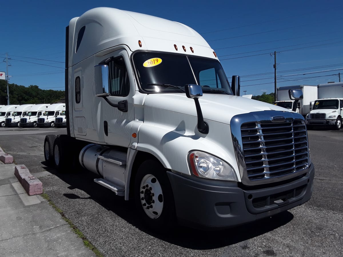 2019 Freightliner/Mercedes CASCADIA 125 861396