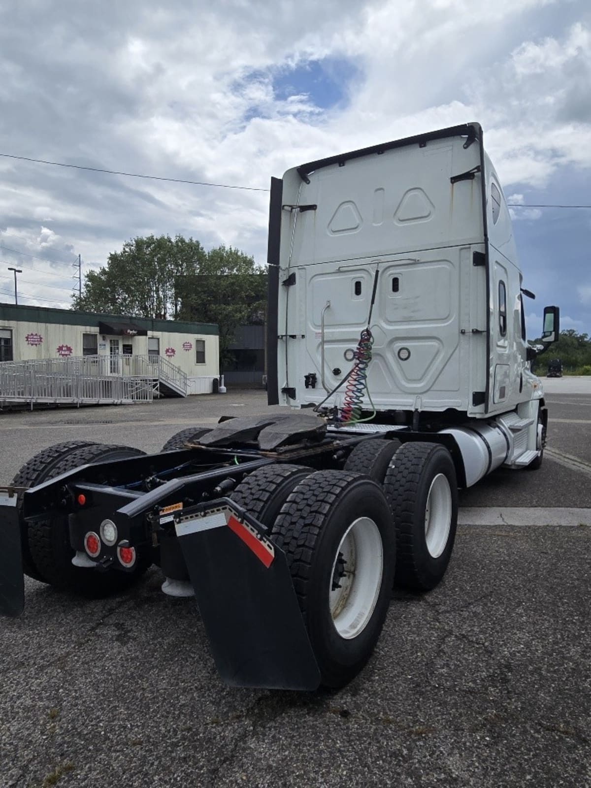 2019 Freightliner/Mercedes CASCADIA 125 861401