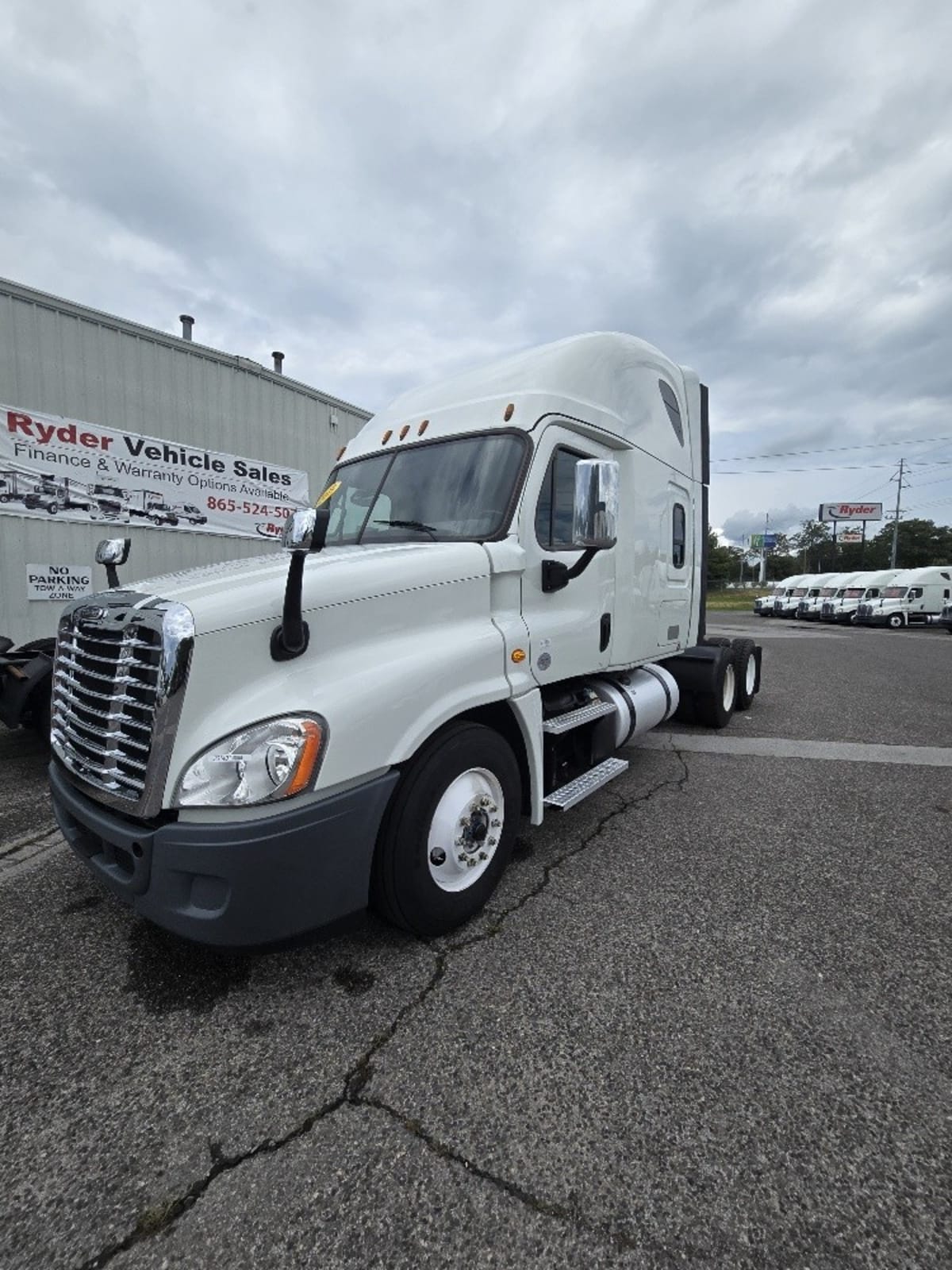 2019 Freightliner/Mercedes CASCADIA 125 861401