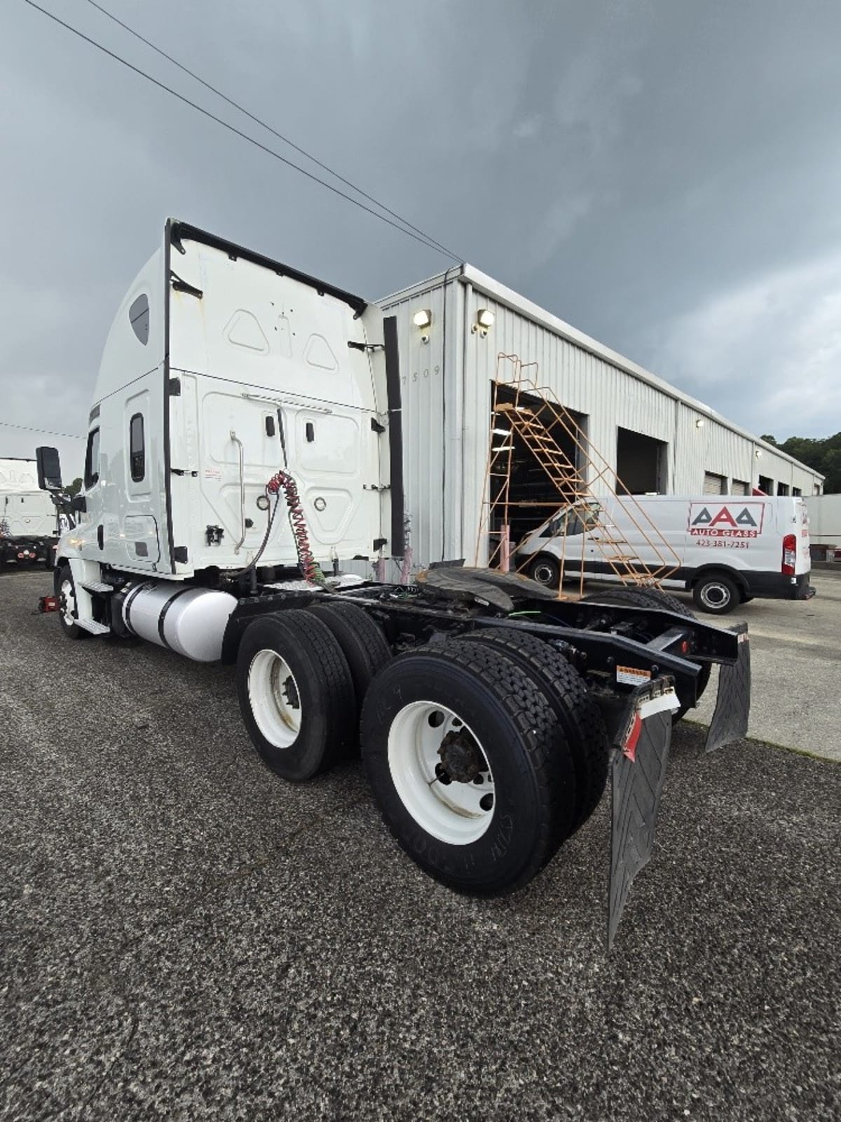 2019 Freightliner/Mercedes CASCADIA 125 861410