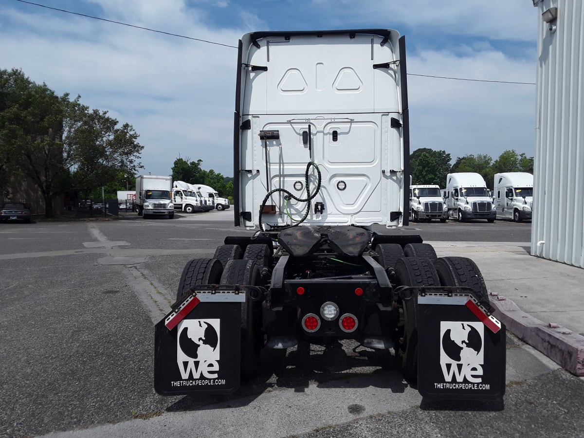 2019 Freightliner/Mercedes CASCADIA 125 861411