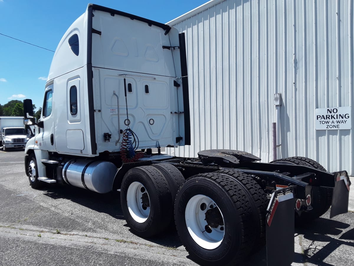 2019 Freightliner/Mercedes CASCADIA 125 861412