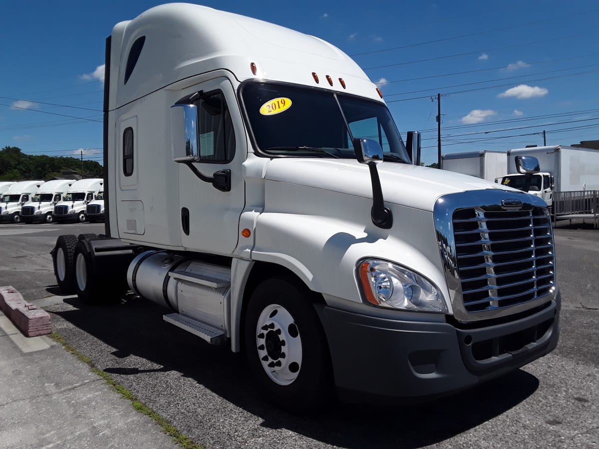 2019 Freightliner/Mercedes CASCADIA 125 861412