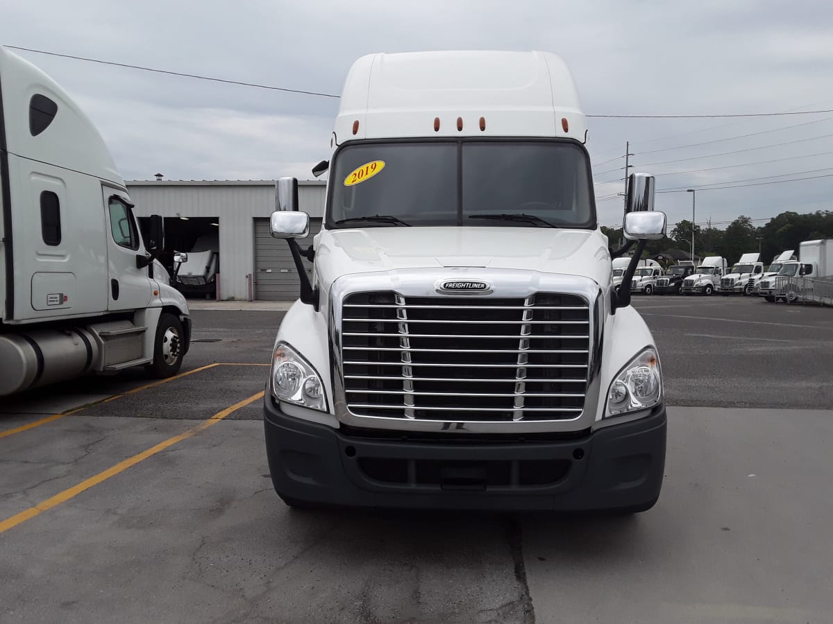 2019 Freightliner/Mercedes CASCADIA 125 861416