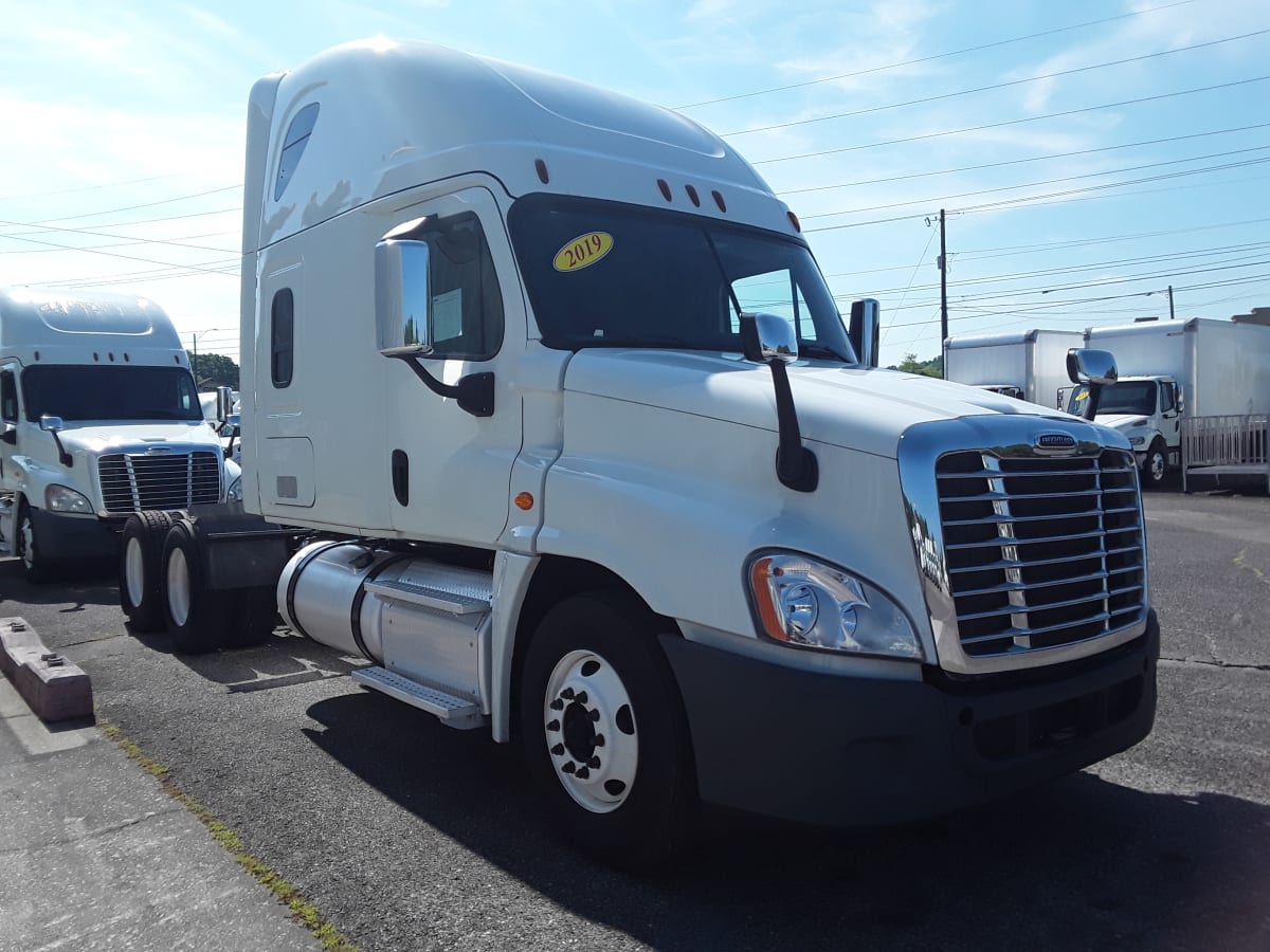 2019 Freightliner/Mercedes CASCADIA 125 861420