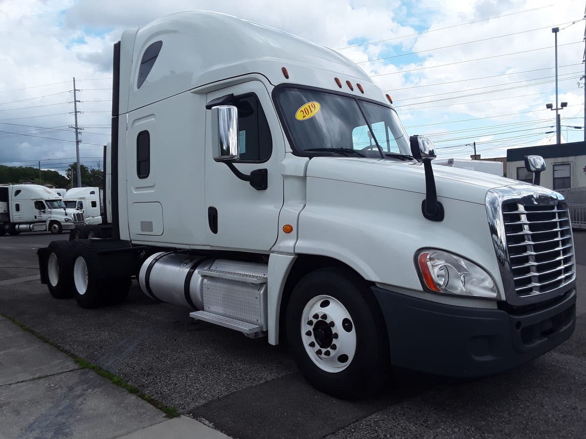 2019 Freightliner/Mercedes CASCADIA 125 861422