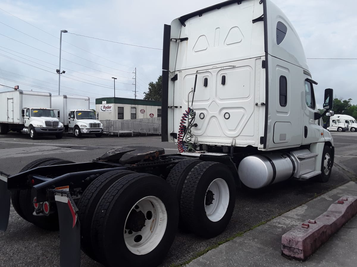 2019 Freightliner/Mercedes CASCADIA 125 861435