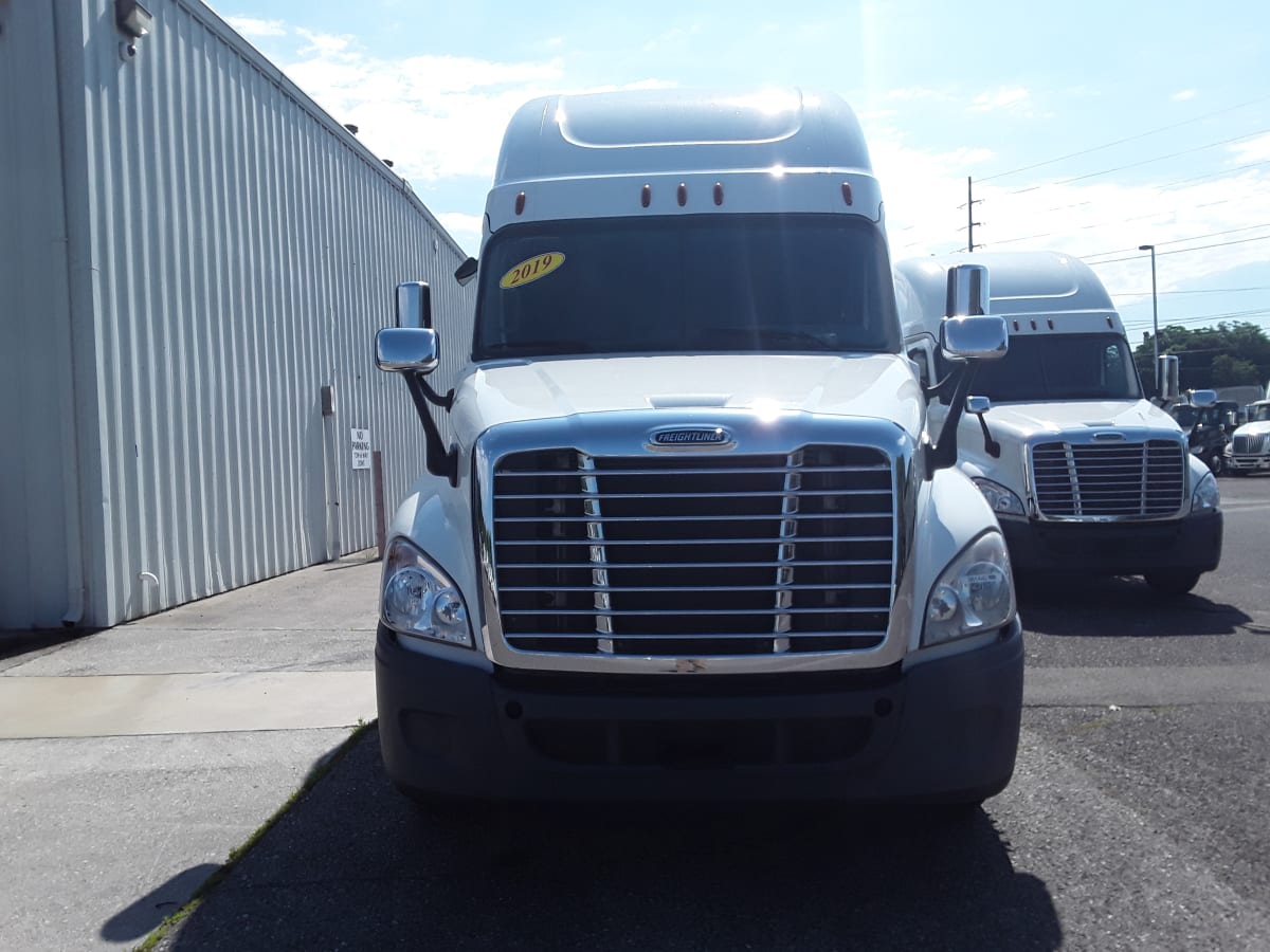 2019 Freightliner/Mercedes CASCADIA 125 861440