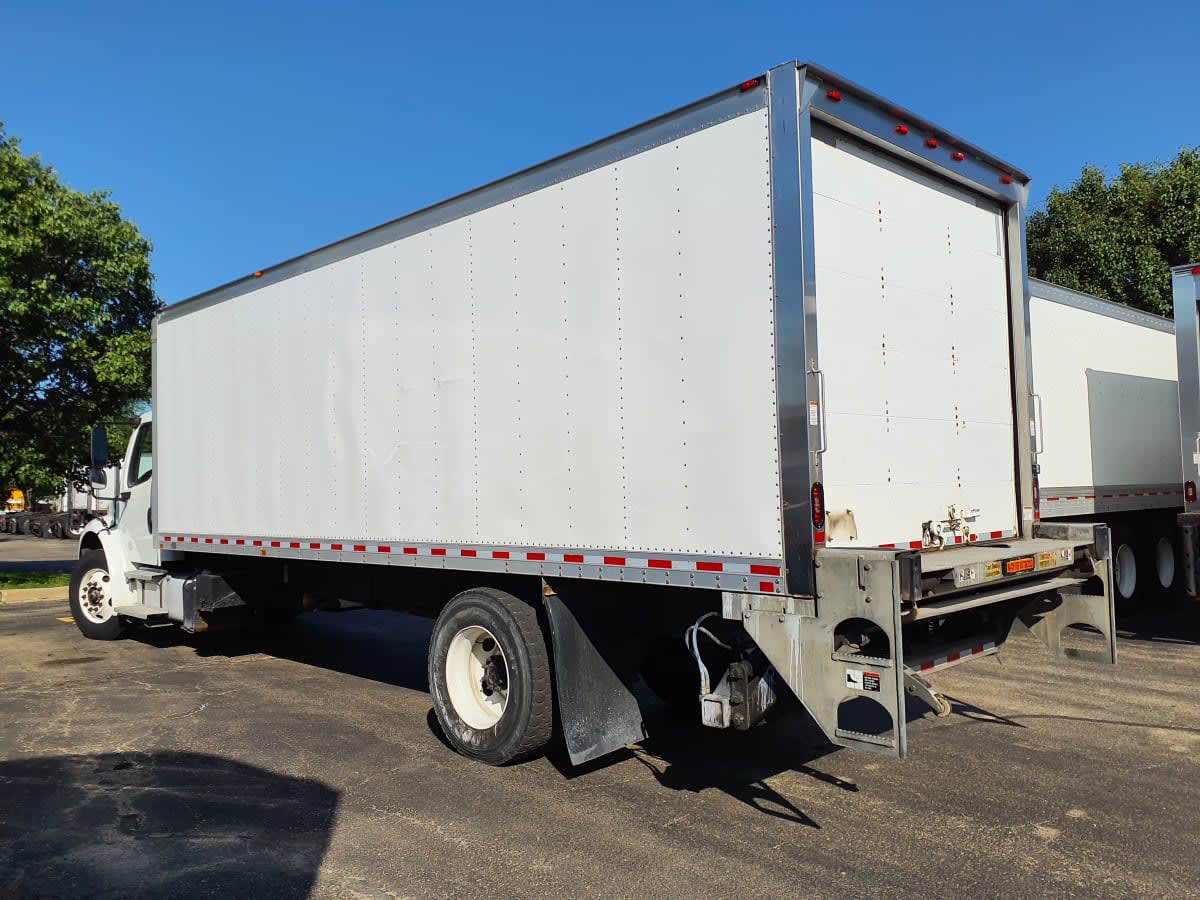 2019 Freightliner M2 106 861444