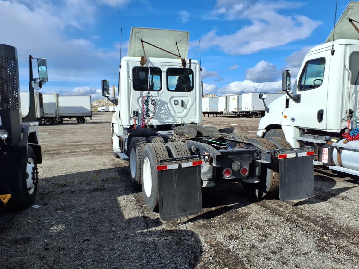 2019 Freightliner - image 4