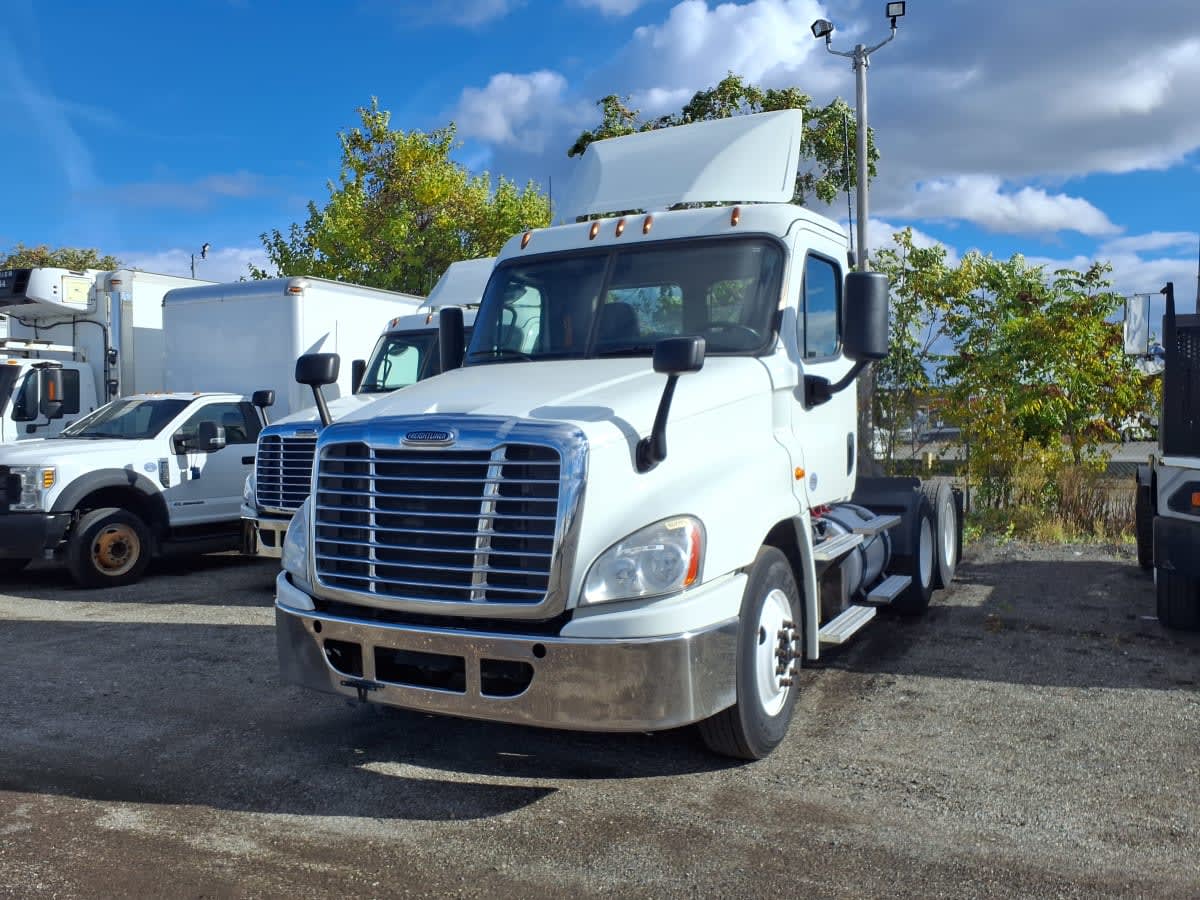 2019 Freightliner - image 3