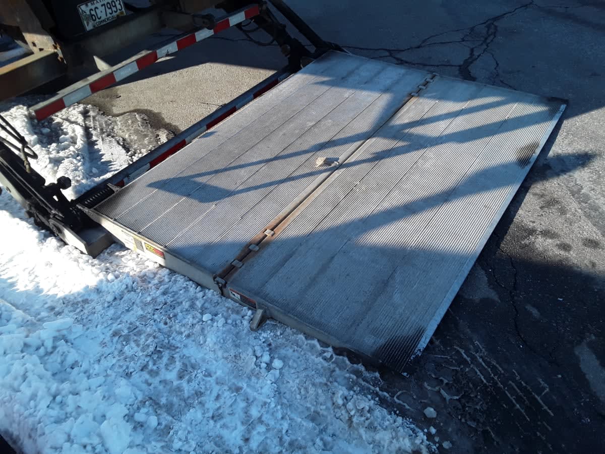 2019 Freightliner/Mercedes M2 106 861563