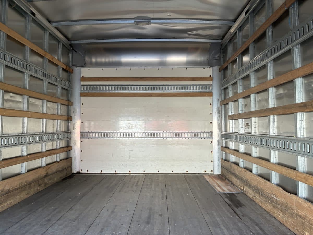2019 Isuzu NPR 861585
