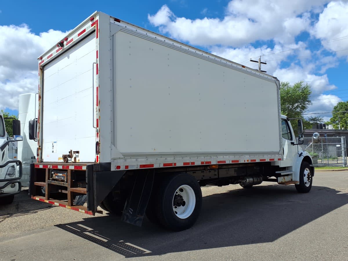 2019 Freightliner M2 106 861652