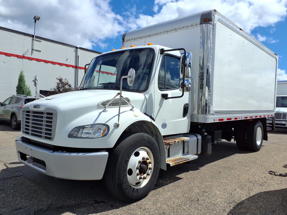 2019 Freightliner M2 106 861652