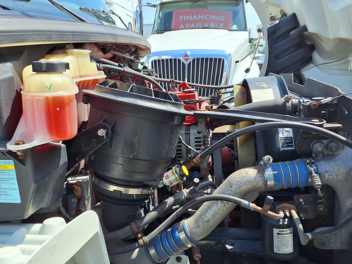 2019 Freightliner M2 106 861653