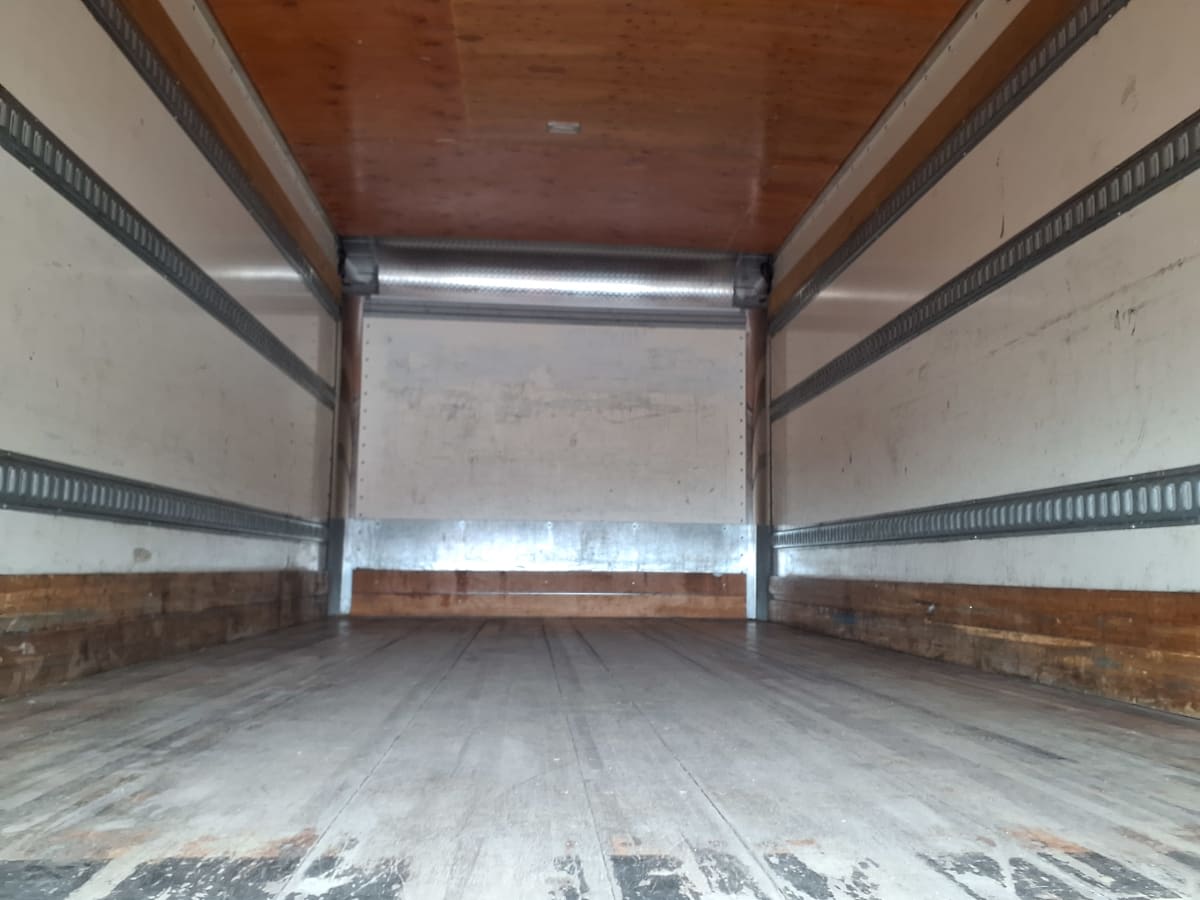2019 Freightliner M2 106 861656