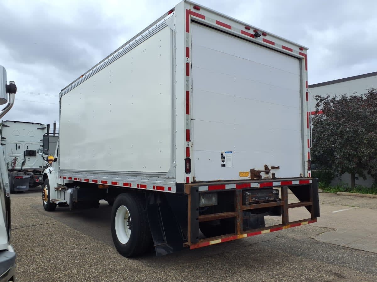2019 Freightliner M2 106 861657
