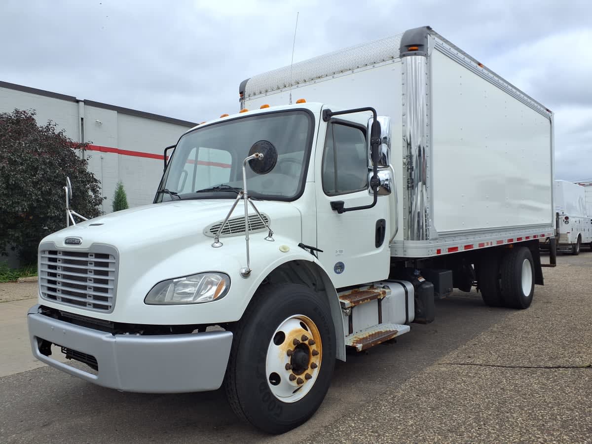 2019 Freightliner M2 106 861657