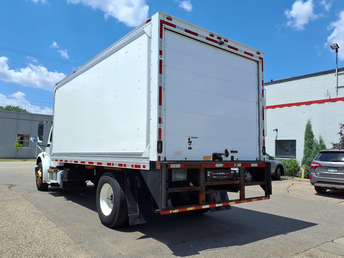 2019 Freightliner M2 106 861661