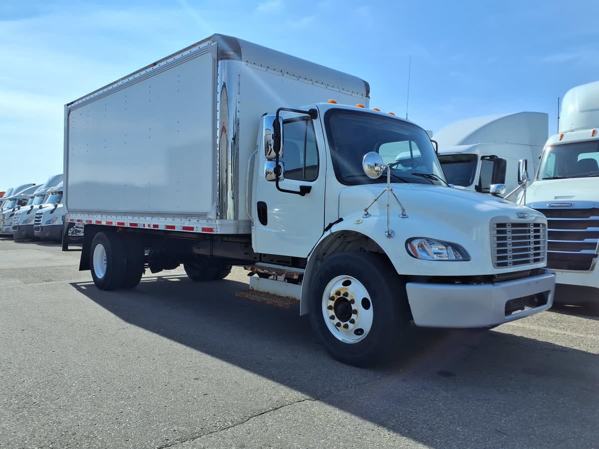 2019 Freightliner M2 106 861827