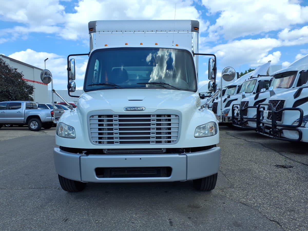 2019 Freightliner M2 106 861830