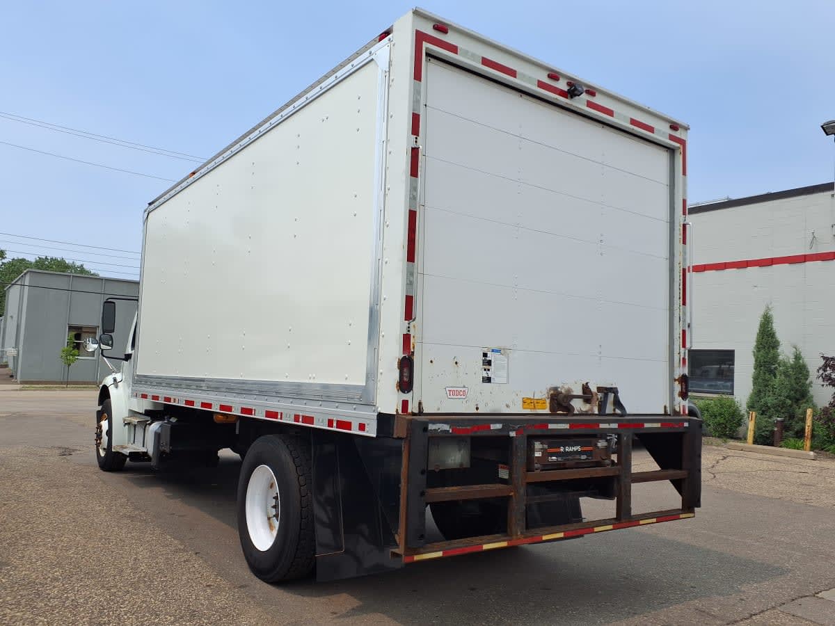 2019 Freightliner M2 106 861831