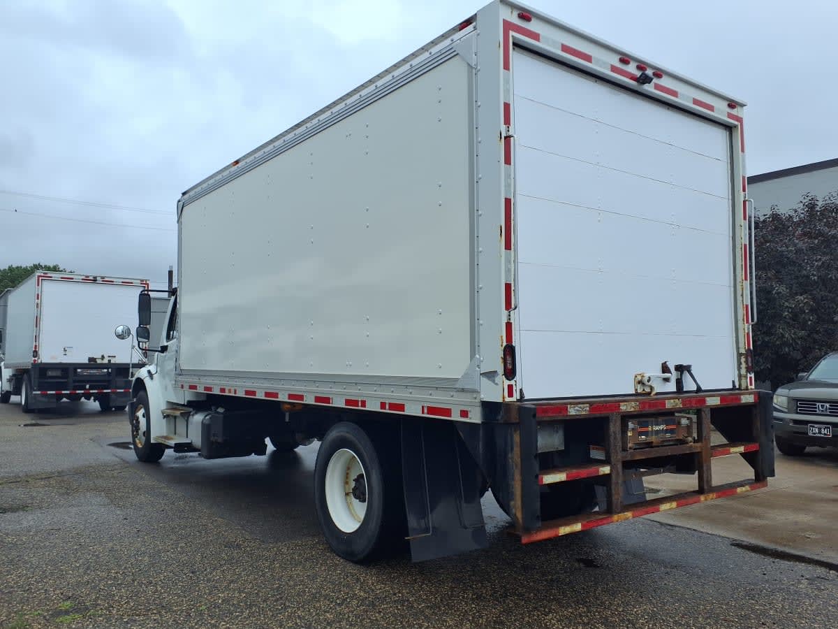 2019 Freightliner M2 106 861833