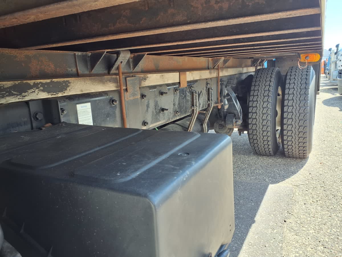 2019 Freightliner M2 106 861835