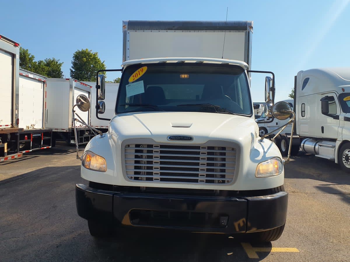 2019 Freightliner M2 106 861845