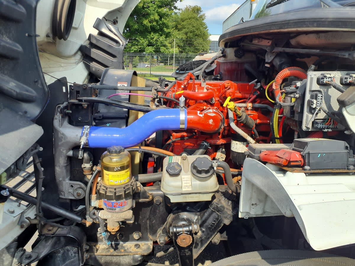2019 Freightliner M2 106 861846