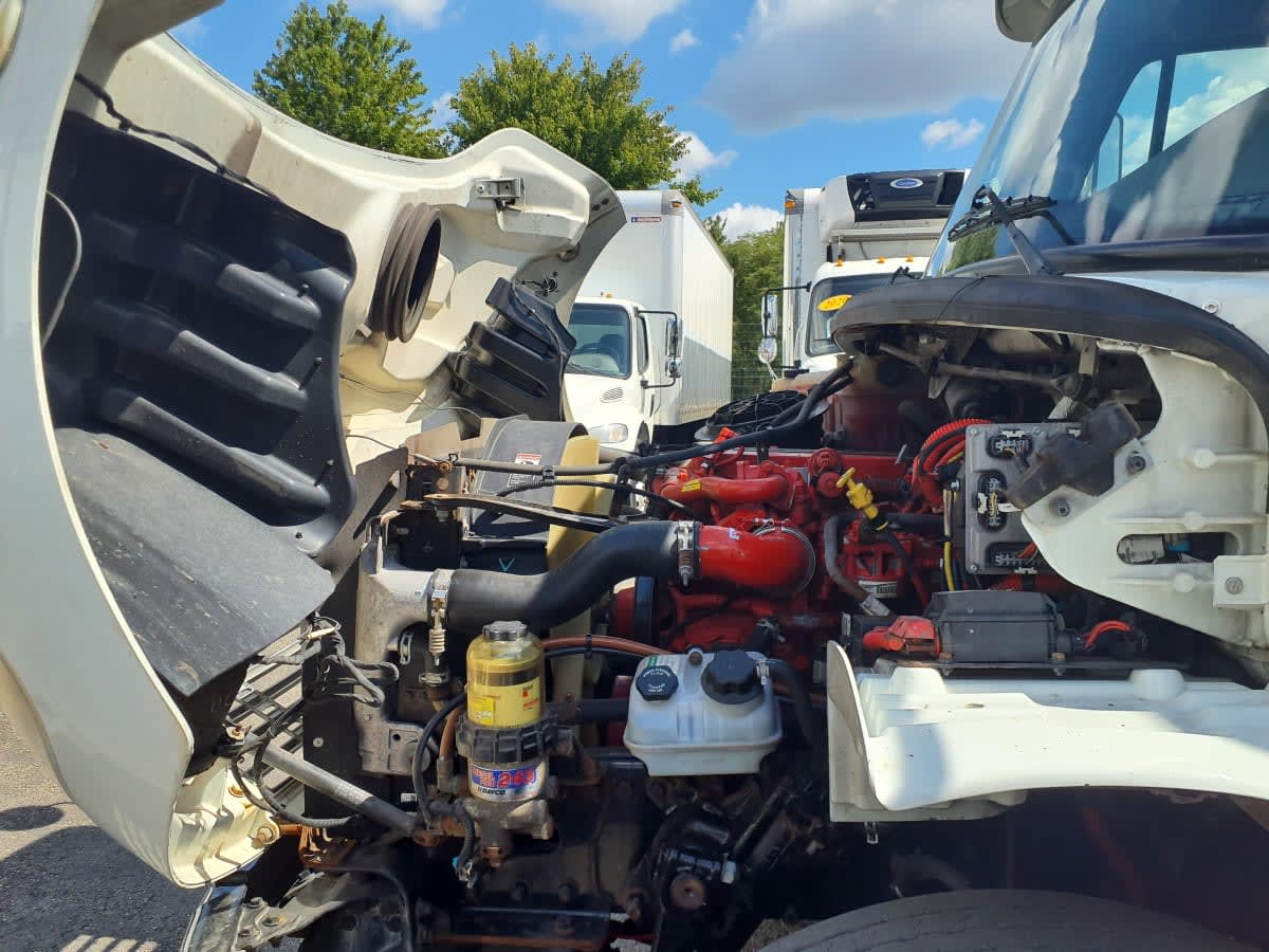 2019 Freightliner M2 106 861847
