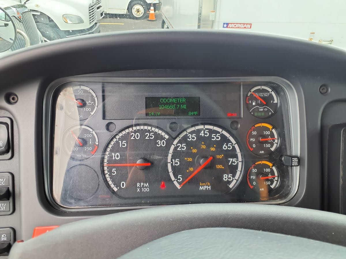 2019 Freightliner M2 106 861850