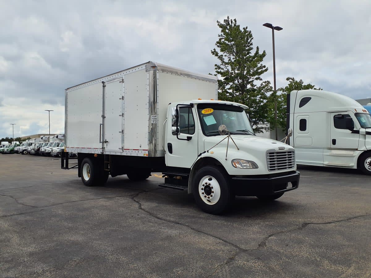 2019 Freightliner M2 106 861850