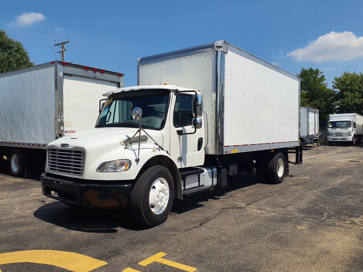 2019 Freightliner M2 106 861851