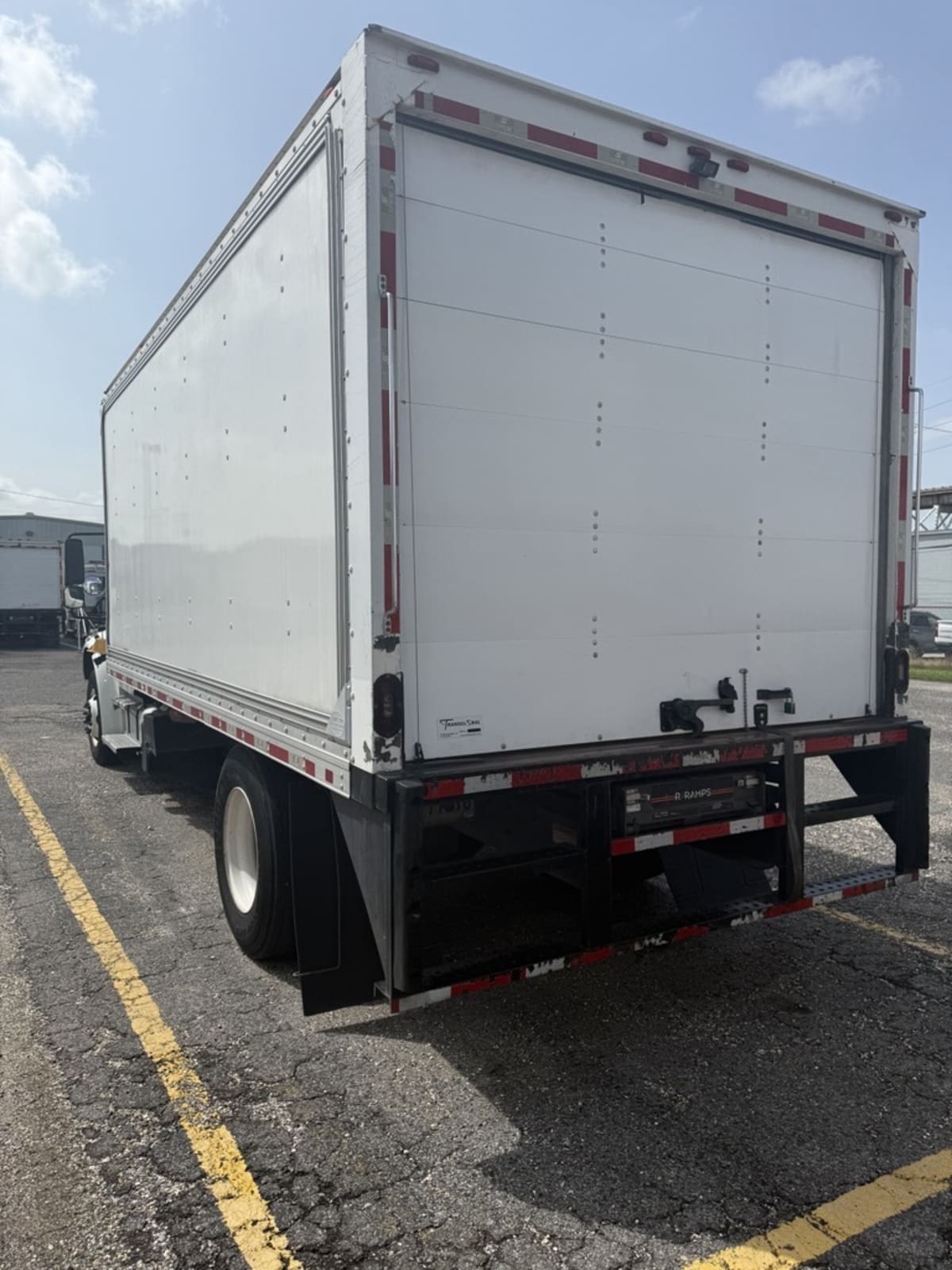 2019 Freightliner M2 106 861881