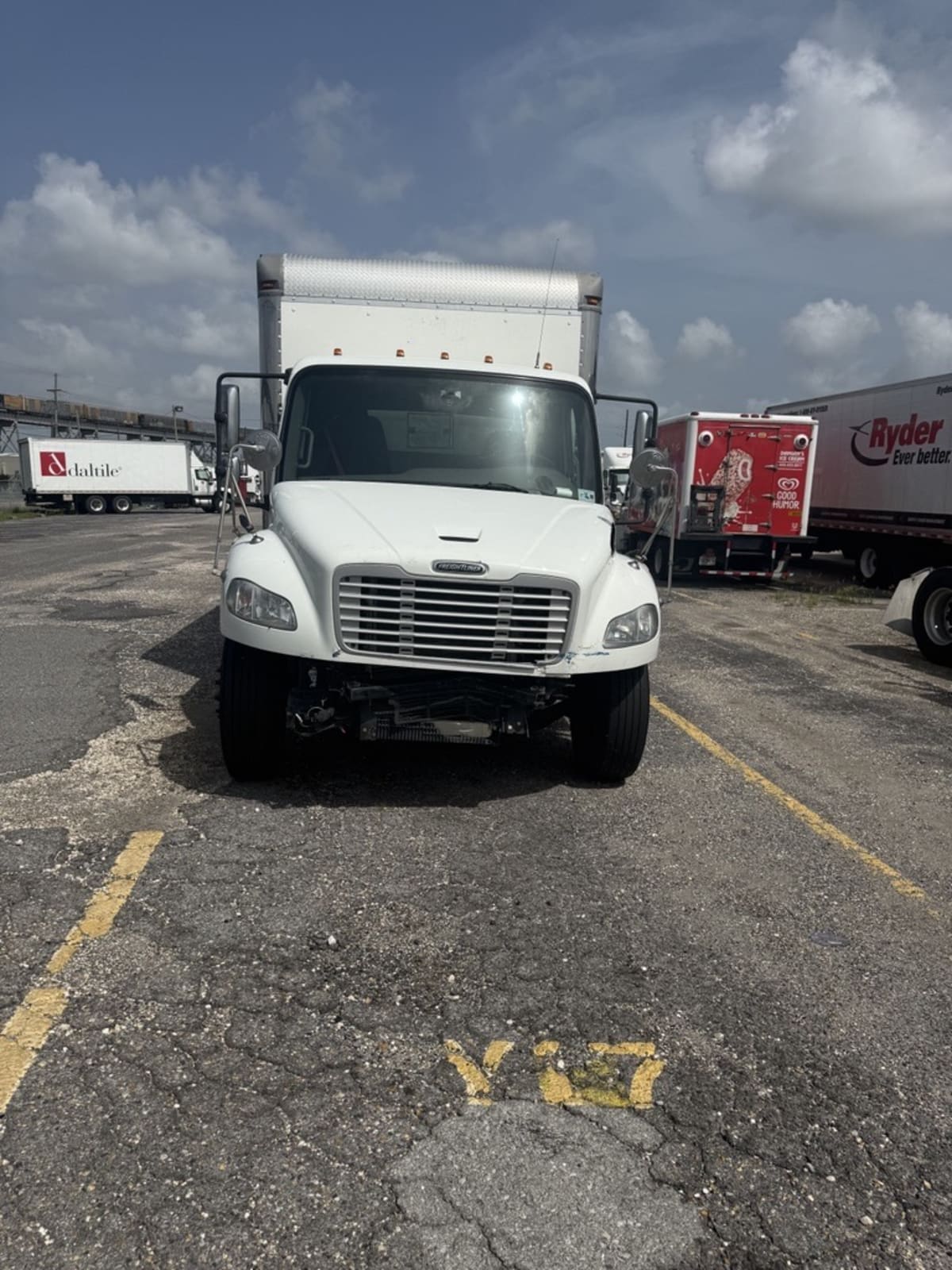 2019 Freightliner M2 106 861881