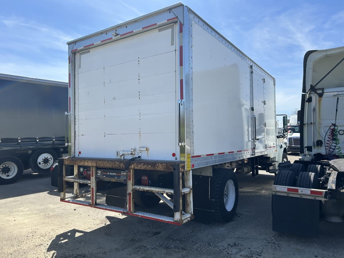 2019 Freightliner/Mercedes M2 106 861894