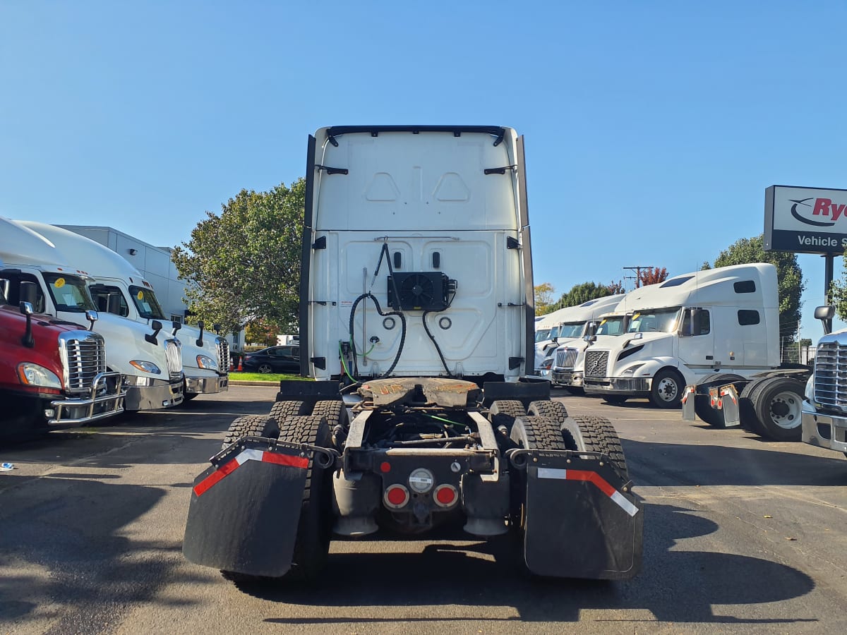 2019 Freightliner/Mercedes NEW CASCADIA PX12664 861918