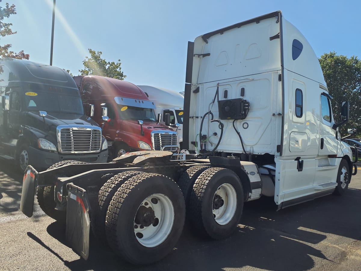 2019 Freightliner/Mercedes NEW CASCADIA PX12664 861918