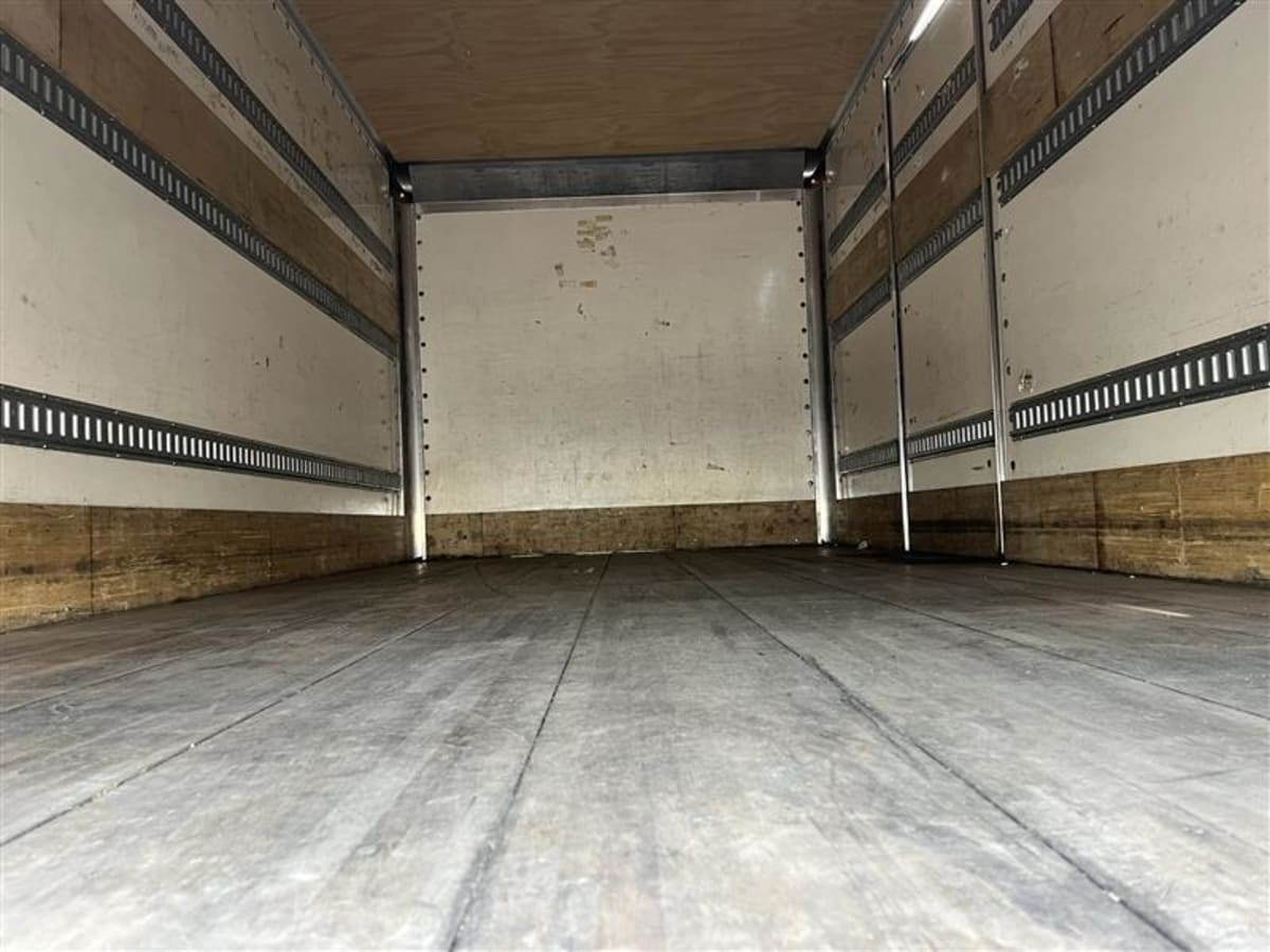 2019 Freightliner M2 106 861973