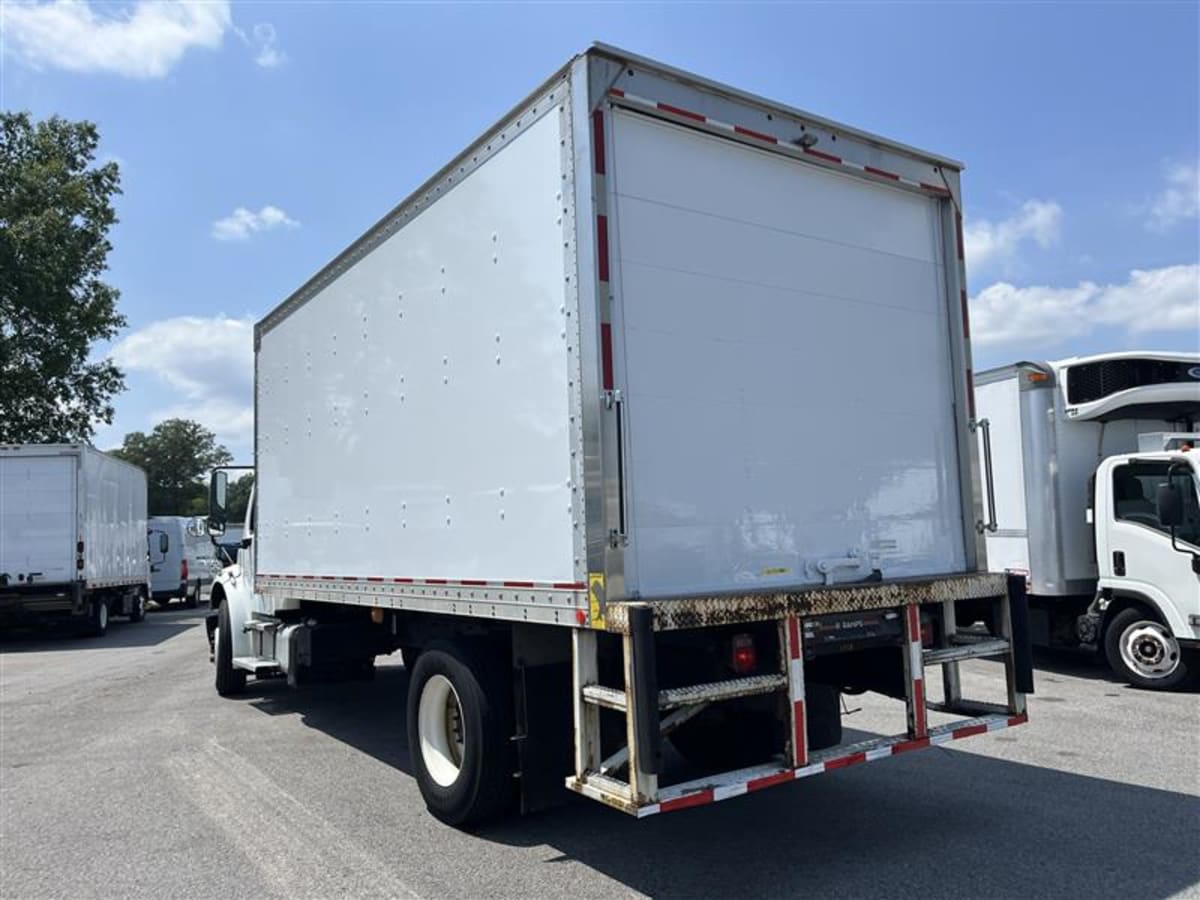 2019 Freightliner M2 106 861974