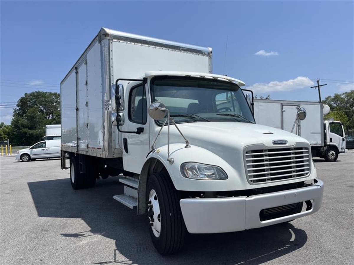 2019 Freightliner M2 106 861974