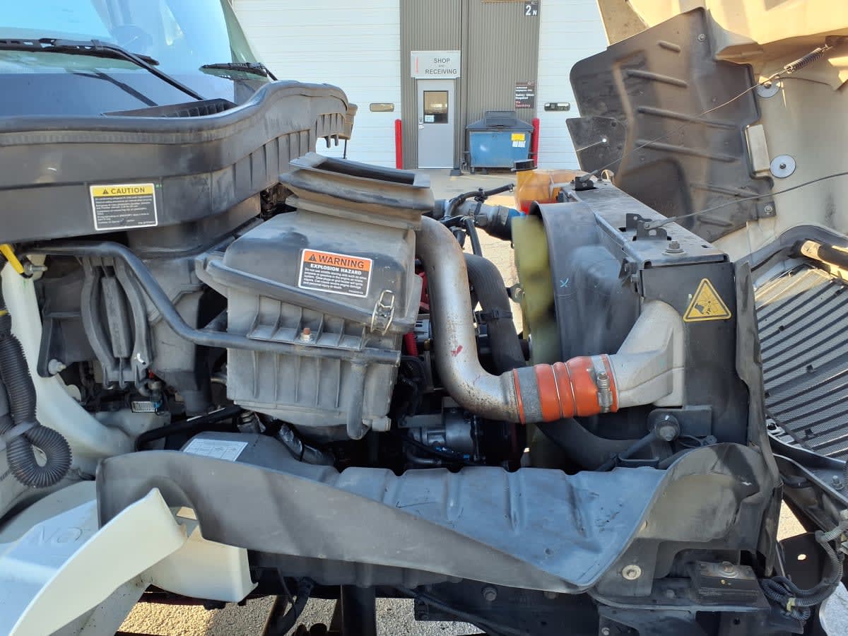 2019 Navistar International 4300 862007