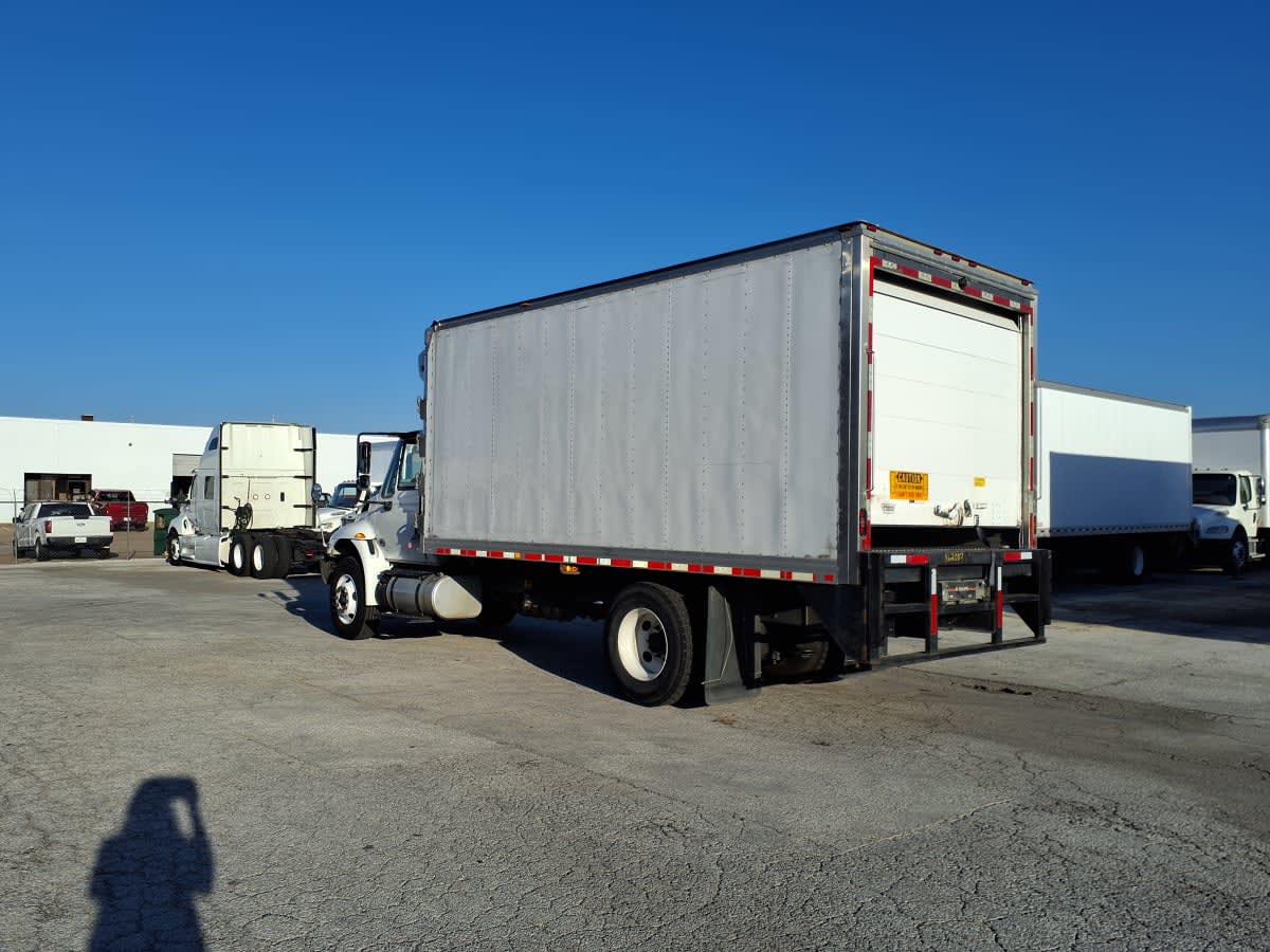 2019 Navistar International 4300 862007