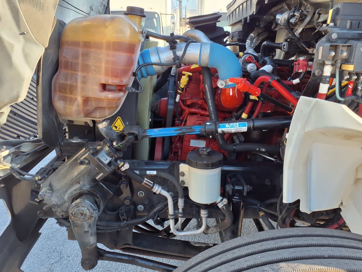 2019 Navistar International 4300 862007